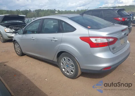 2012 Ford Focus Se z USA, uszkodzony, nr VIN 1FAHP3F23CL339420